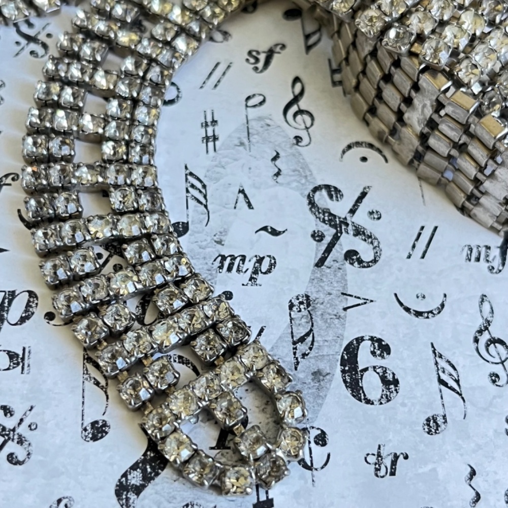 VINTAGE Glam Clear Rhinestone Skinny Belt - Picture 6 of 8